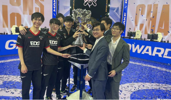 时依赖年轻 时依赖年轻